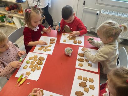 ŚWIĄTECZNE PIERNICZKI